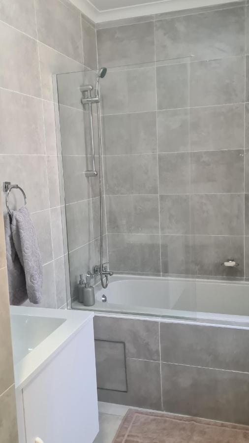 Sarona Studio F103 Gaborone Buitenkant foto
